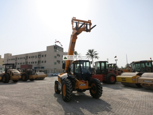 JCB-530-70-25210-1-www.al-quds.com