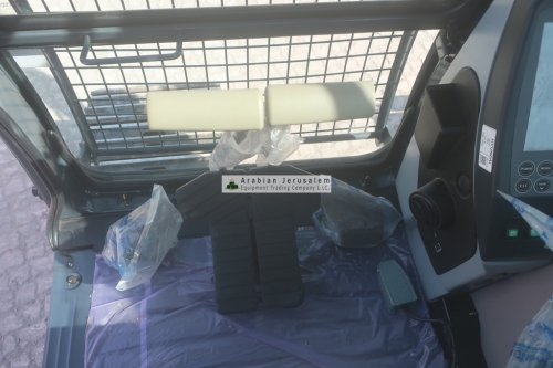 HYUNADI-R215L-25491-14-www.al-quds.com