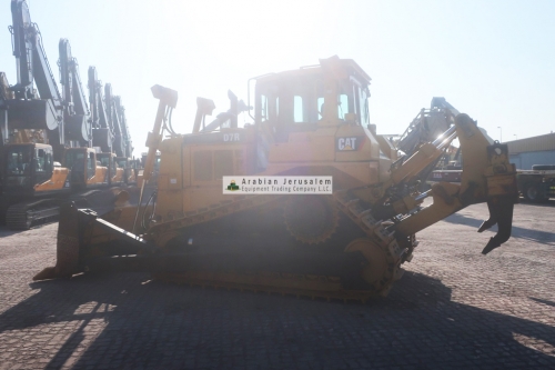 CAT-D7R-25061-7-www.al-quds.com