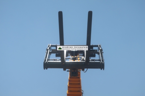 JCB-540-200-25118-9-www.al-quds.com
