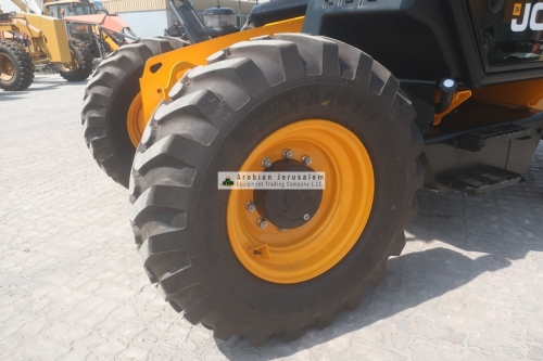 JCB-530-70-25209-15-www.al-quds.com