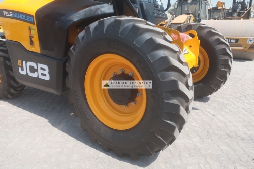 JCB-530-70-25209-17-www.al-quds.com